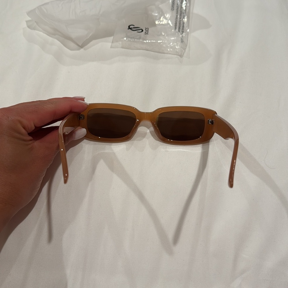 Amazon sunglasses - Picture 4 of 5
